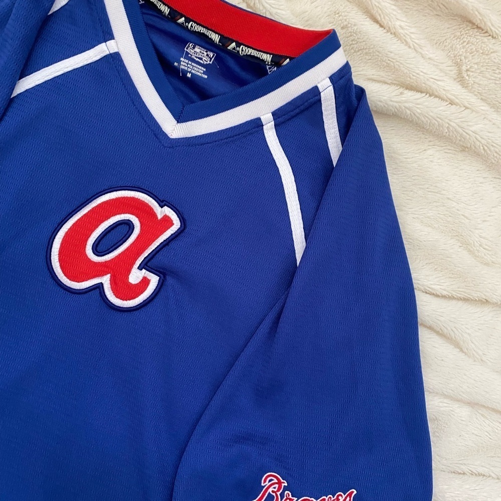 Majestic Atlanta Braves v-neck baseball MLB jersey Cooperstown Collection Sz M - Picture 6 of 7